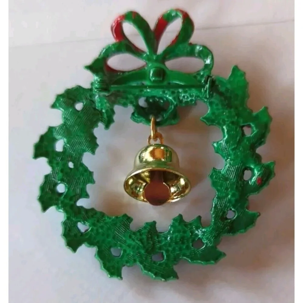 Vintage Christmas‎  Holiday Retro Brooch Pin Very Pretty